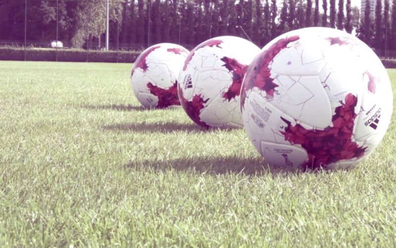 Robert Beric bewijst dat hij wel degelijk lekker van voetballen (video)