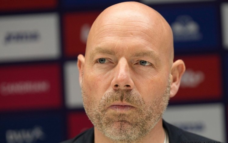 Anderlecht-coach Brian Riemer maakt cruciale fout en zorgt meteen al voor problemen