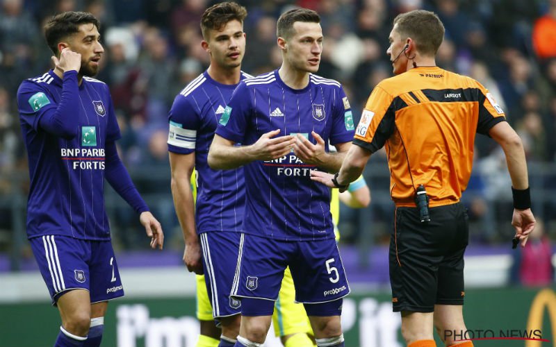 Scheidsrechtersbaas komt met verrassend nieuws over penaltyfase Anderlecht