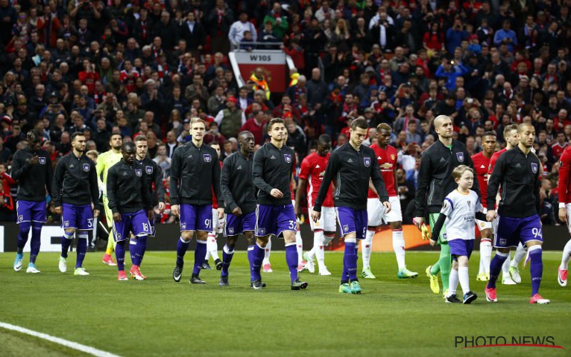 Heel speciale fan van Anderlecht duikt op bij wedstrijd op Manchester United
