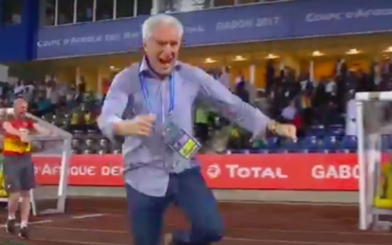 Ongezien: Hugo Broos wordt helemaal gek na enorme stunt op Afrika Cup (Video)