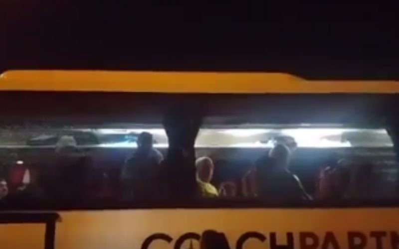 Na het drama in Dortmund: Bus van Belgische club aangevallen
