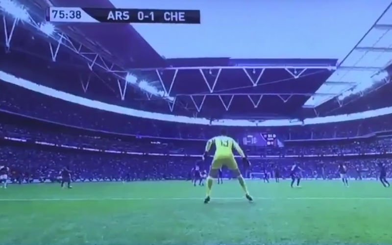 Courtois doet dit tegen Arsenal... (Video)