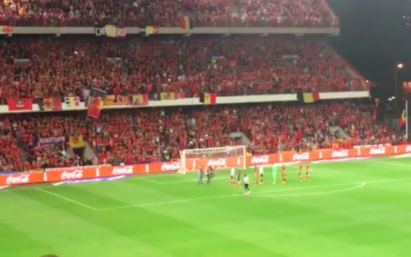 Erg pijnlijke taferelen: Rode Duivels uitgefloten door eigen fans na 9-0-zege (Video)