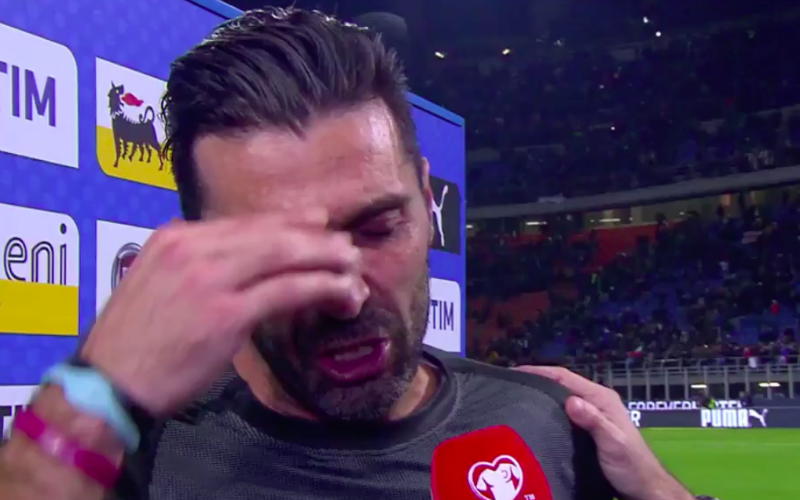 Buffon barst in tranen uit tijdens interview (Video)