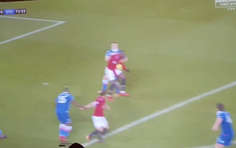 Lukaku dolt met verdediging en maakt typische Lukaku-goal (Video)