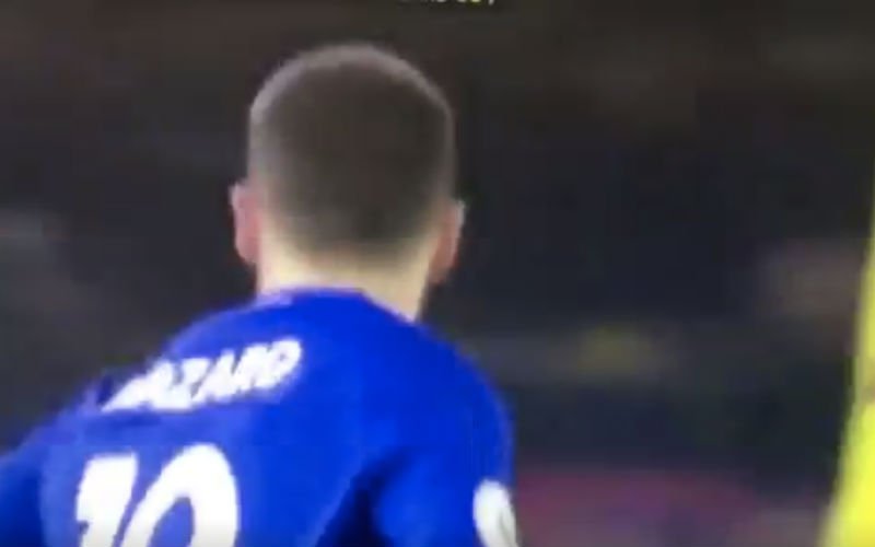 En dan doet Hazard plots dit bij David Luiz (Video)