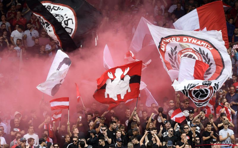 Antwerp-fans zorgen voor open monden tijdens pandoering tegen Genk
