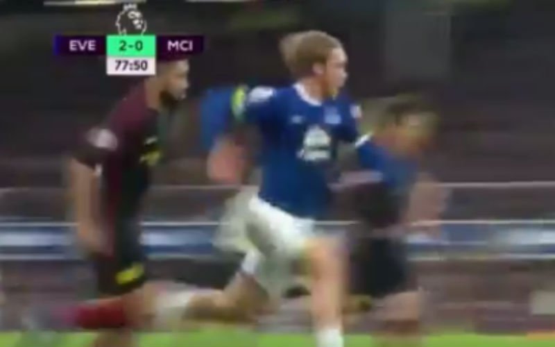 Wat een droom! 18-jarige Davies scoort fantastisch doelpunt tegen Manchester City (Video)