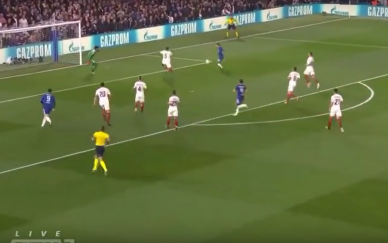 Hazard aan het feest bij Chelsea met dit doelpunt (Video)