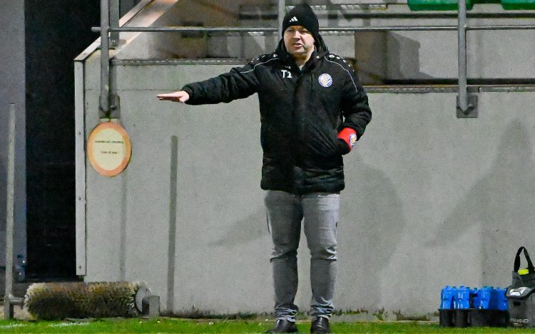 Geel-trainer Bart Janssens stelt team op scherp voor derby tegen FC De Kempen: 