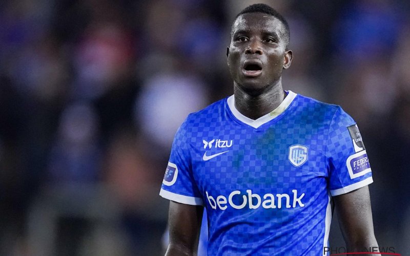 John Van den Brom schuift Paul Onuachu aan de kant bij Genk