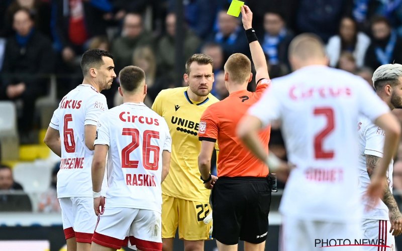 Mignolet blundert ook ná Standard en wordt uitgelachen: 