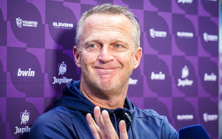 ‘Cercle Brugge doet stevig contractvoorstel: John van den Brom verrast’