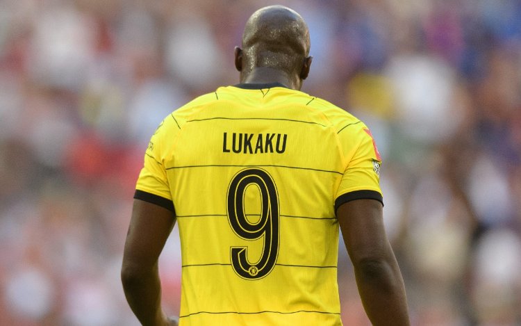 'Romelu Lukaku helemaal lijkbleek na transfernieuws over Robert Lewandowski'