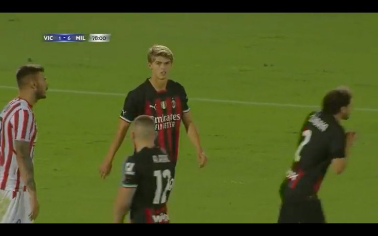 AC Milan-fans meteen in de ban van De Ketelaere na geweldige actie (VIDEO)