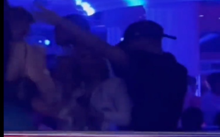 Betrapt: Ophef rond met vrouwen feestende Eden Hazard in nachtclub (VIDEO)