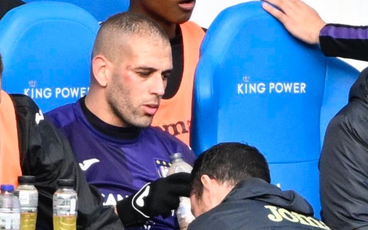 Anderlecht houdt hart vast na slecht nieuws over topschutter Islam Slimani