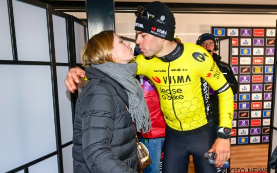 Prachtig wat Wout van Aert doet voor zijn vrouw Sarah De Bie