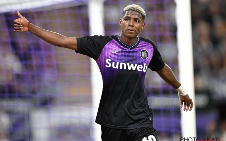 'Anderlecht wordt opgeschrikt door vertrek van sterkhouder Angulo'