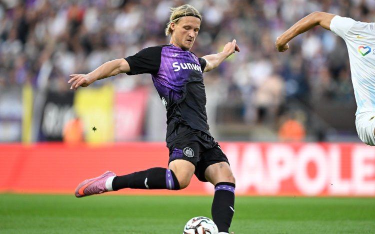 Dolberg gaat open: 