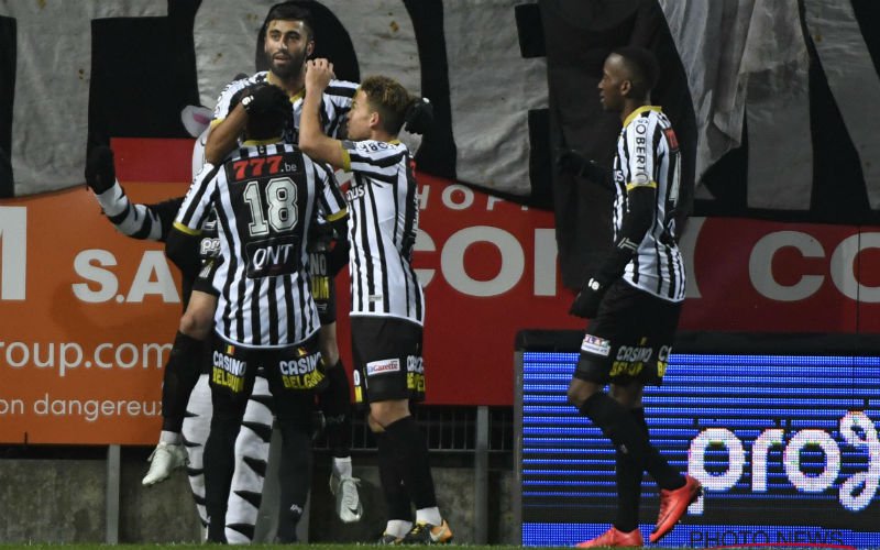 Charleroi pakt 9 op 9 en nadert op Club Brugge