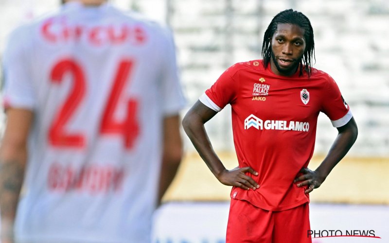 ‘Antwerp wordt verrast, Dieumerci Mbokani staat voor opmerkelijke terugkeer’