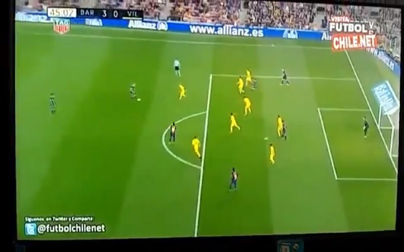 Waarom gaat Iniesta weg bij Barcelona? Wat een assist op Messi! (Video)