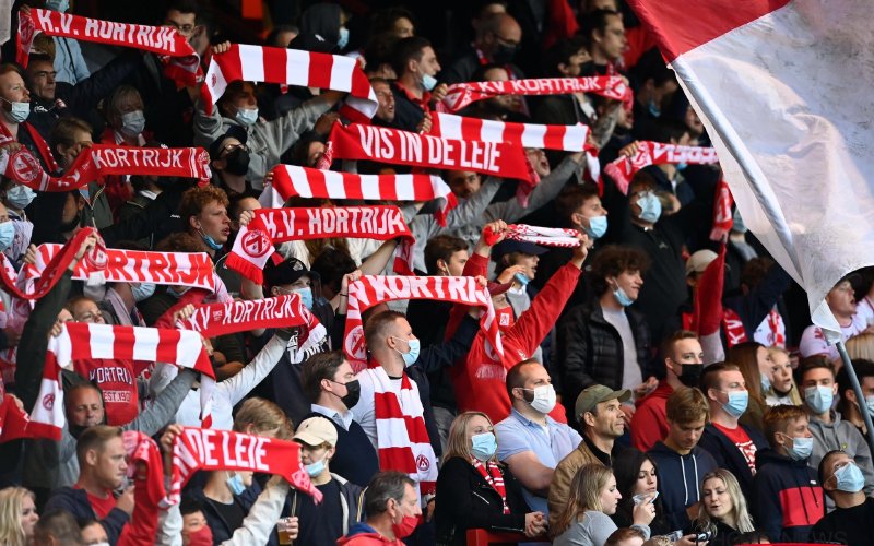 Kijkers Kortrijk-Genk gedegouteerd door KV Kortrijk-supporters: 