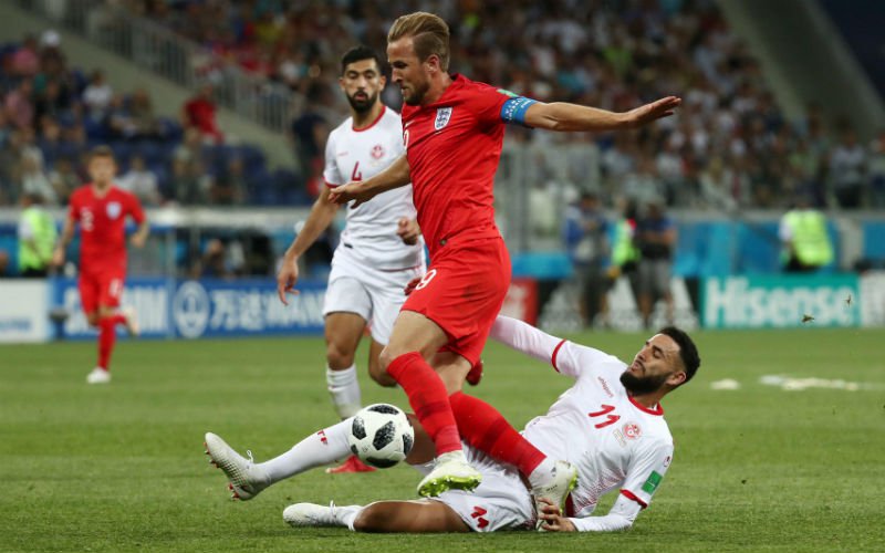 Kane redt Engeland in de ultieme slotfase tegen Tunesië