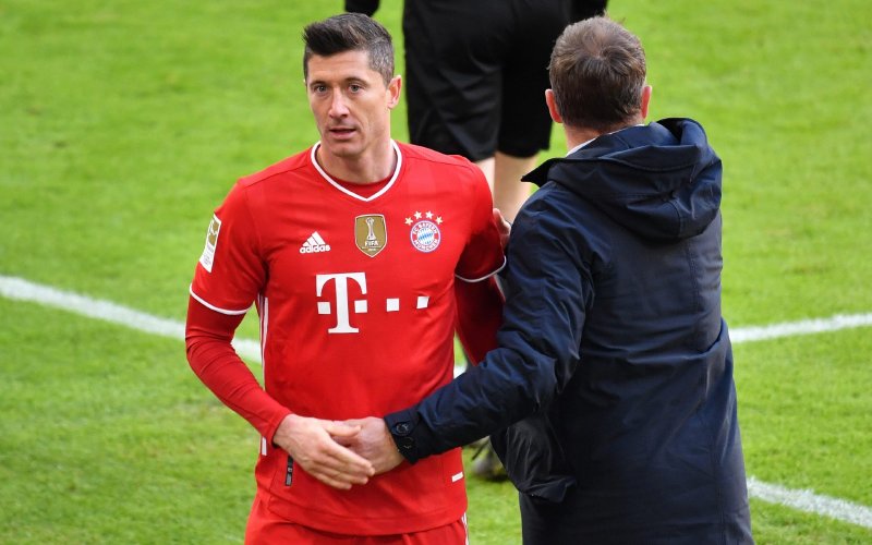 'Robert Lewandowski (32) vertrekt bij Bayern München en maakt supertransfer'
