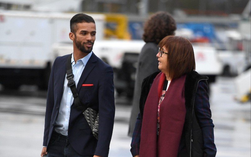 'Done deal: Mehdi Carcela is het beu en verlaat Standard voor déze bestemming'