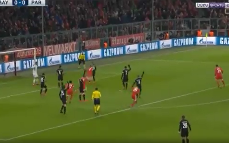 PSG woedend na dit doelpunt van Lewandowski (Video)
