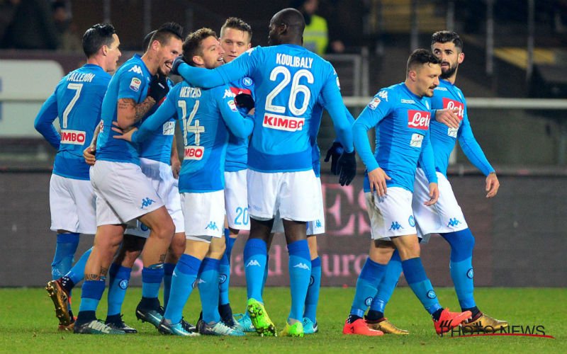 Napoli heeft leidersplaats beet na eenvoudige zege tegen Torino
