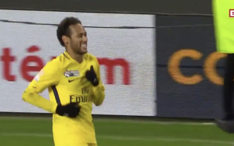 Neymar laat zich van zijn meest zielige kant zien tegen Rennes (Video)