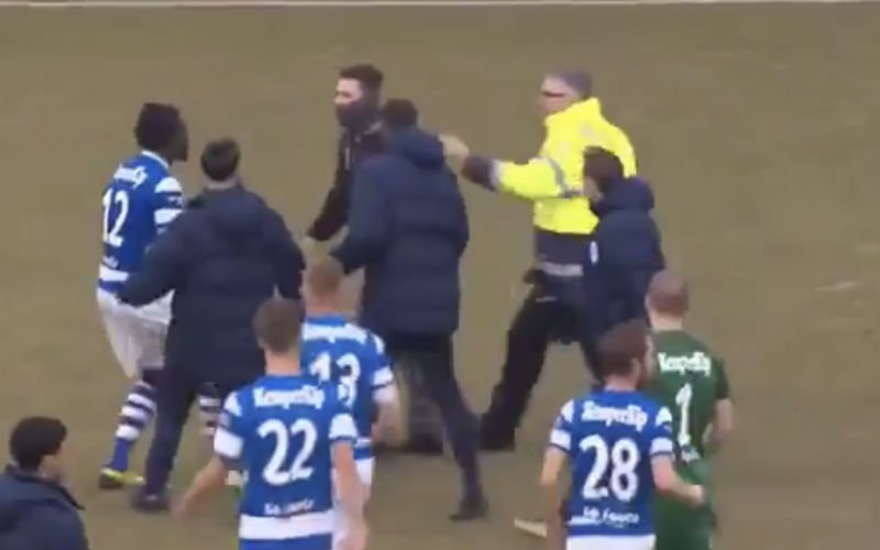 Wedstrijd in Nederlandse tweede klasse ontaardt, spelers en fans op de vuist (Video)