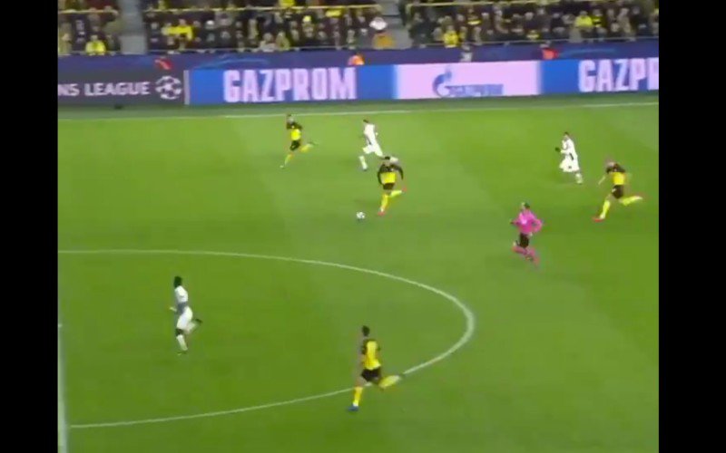 Waanzinnige sprint van Haaland tijdens Dortmund-PSG gaat de wereld rond (VIDEO)