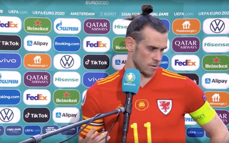 Einde carrière? Kwade Gareth Bale loopt weg tijdens TV-interview (VIDEO)