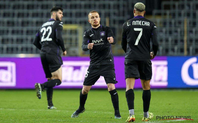 ‘Adrien Trebel hakt knoop door over vertrek bij Anderlecht’