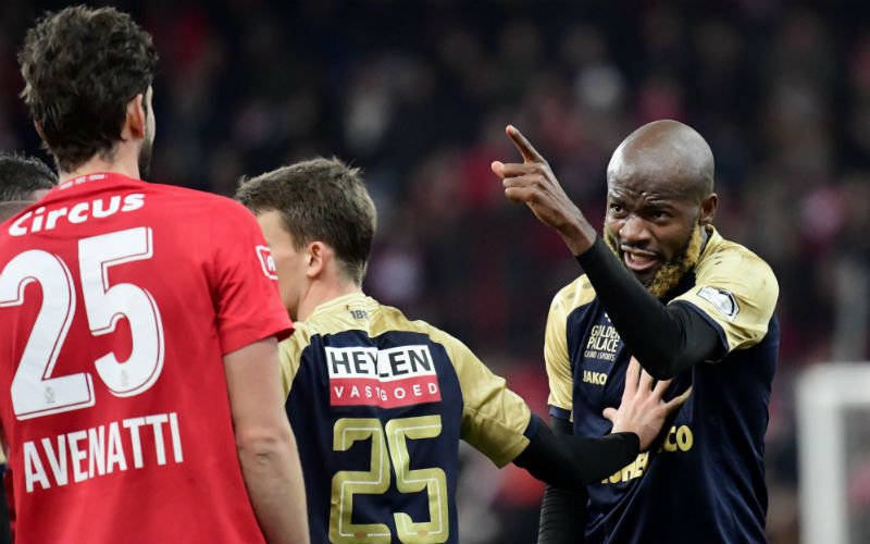 Antwerp-speler beschuldigt Standard: 