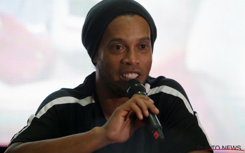 Hij is terug! Ronaldinho wordt na lange onderbreking toch weer voetballer