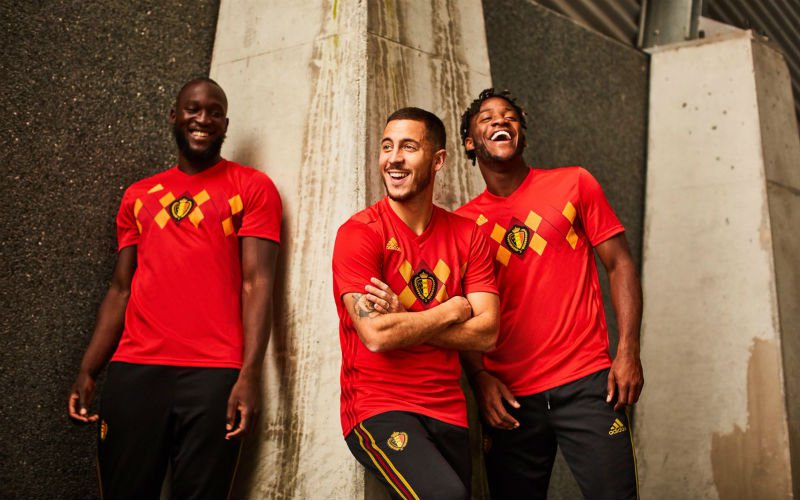 Adidas reageert opvallend na kritiek op nieuw shirt van Rode Duivels: 